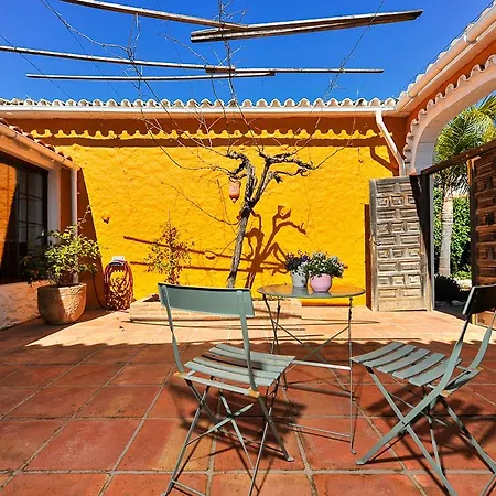 Villa Ingrid Canovas *